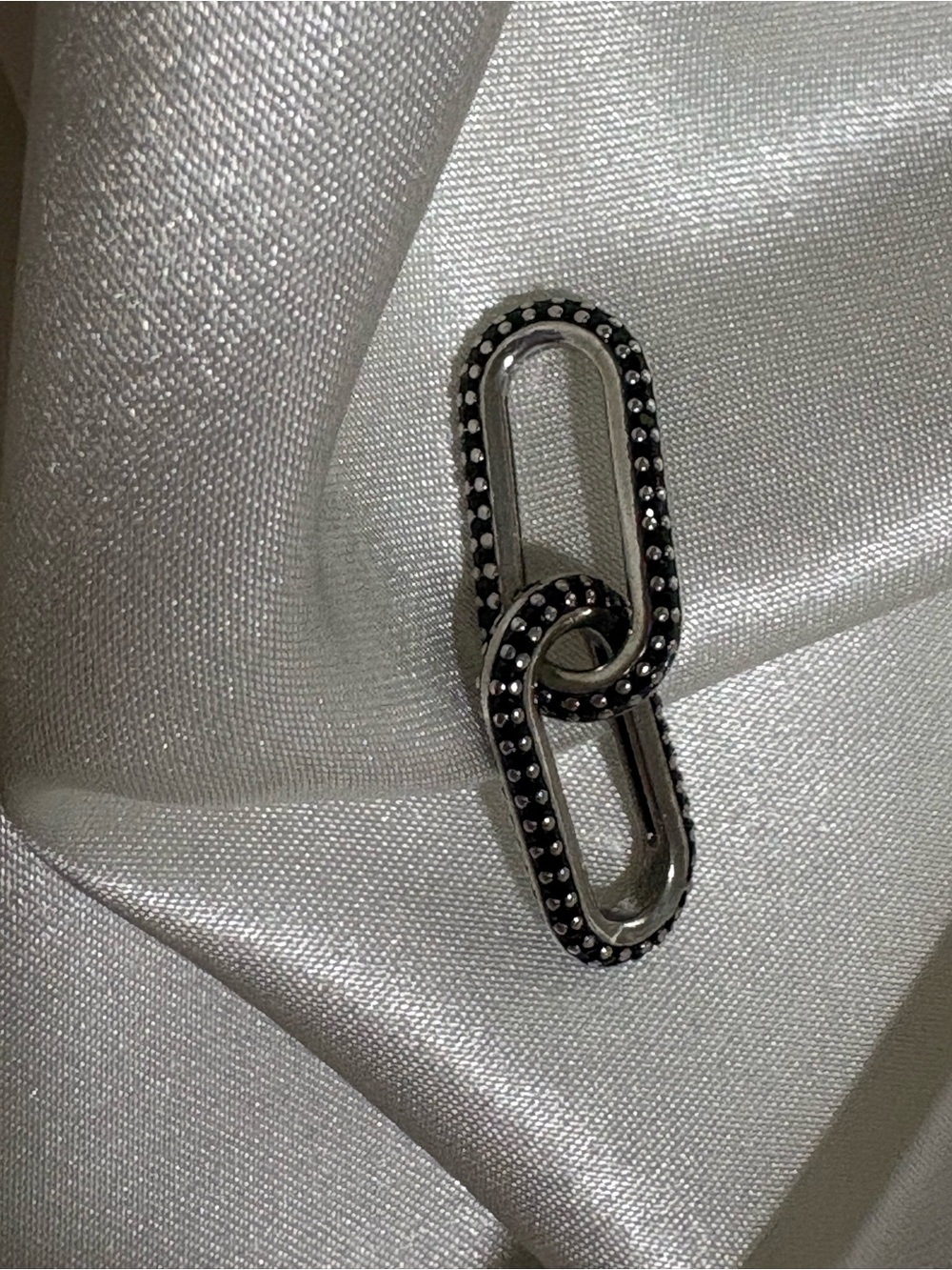 Pandora ME Styling
Pavé Double Link black pave - Picture 2 of 6